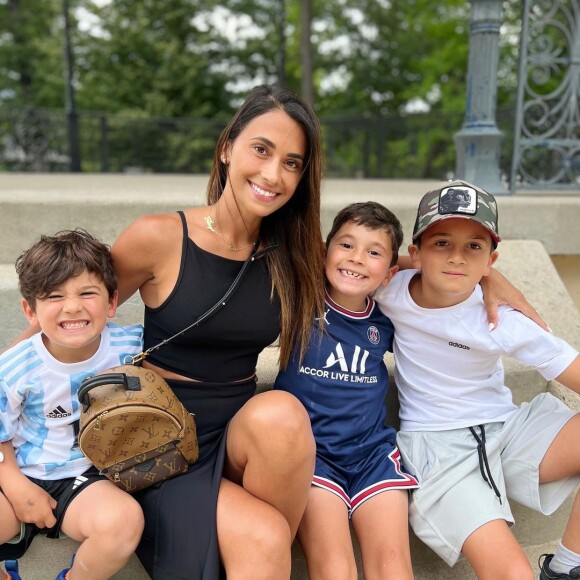 Messi e Antonella Roccuzzo têm três filhos juntos