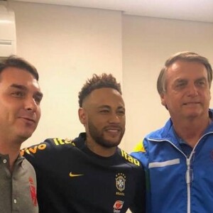 Neymar e Bolsonaro têm relação forte há anos e esse já foi motivo de crítica para o jogador