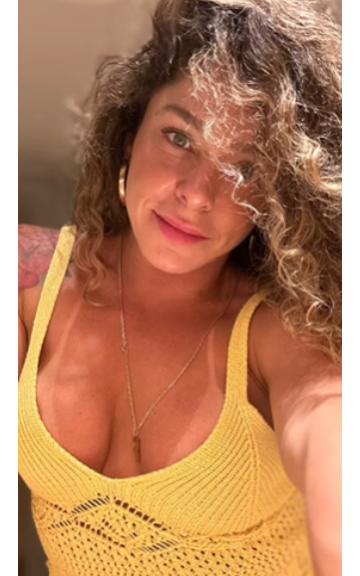 Foto: Fabíola de Andrade justificou que o sexo grupal era um fetiche que  ela tinha com o marido e não se trata do registro de uma traição -  Purepeople