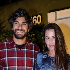 Deborah Secco é casada com Hugo Moura desde 2015