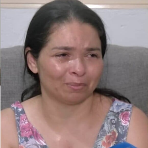 Dias depois da morte da filha finalmente deu entrevista e ficou inconsolável com o falecimento de Jéssica