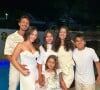Larissa Manoela passou festa de fim de ano com família de André Luiz Frambach