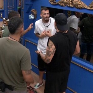 'BBB 24': Nizam quase não aceita conversar com Davi, mas acaba cedendo