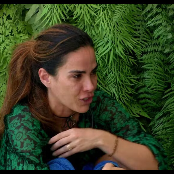 'BBB24': Waessa Camargo chora por pressão do jogo e inseguranças