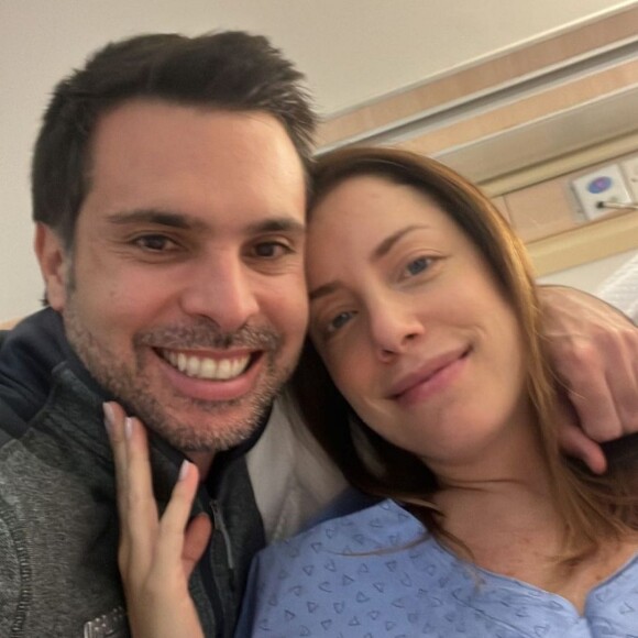 Fabiana Justus, filha mais velha de Roberto Justus, é casada com o empresário Bruno Levi D'Ancona desde 2011. Casal se relaciona desde 2004