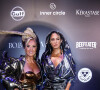 Baile da Vogue 2024: Ticiane Pinheiro e sua mãe, Helô Pinheiro, com looks em prata e dourado, respectivamente