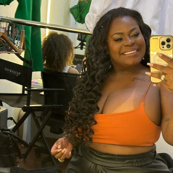 Jojo Todynho deixou sua barriguinha à mostra em foto recente e surpreendeu seguidores