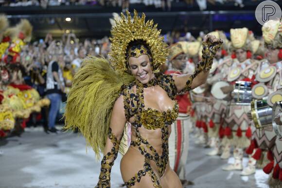 Paolla Oliveira foi confirmada como rainha de bateria da Grande Rio no carnaval 2025