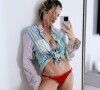 Giovanna Ewbank aproveitou o clique caliente para falar de seu novo projeto ao lado de Bruno Gagliasso: 'Ando numa vibe tão 'sexyzinha'. Será o 'Surubaum'?'