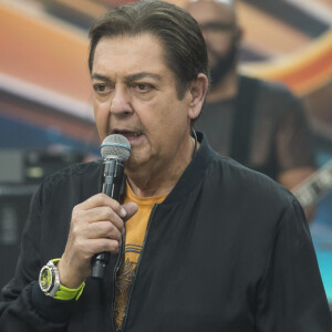 Faustão foi acusado de novo de furar fila do SUS e web passou a atacar João Guilherme Silva, filho do artista: 'PIX de quanto?'