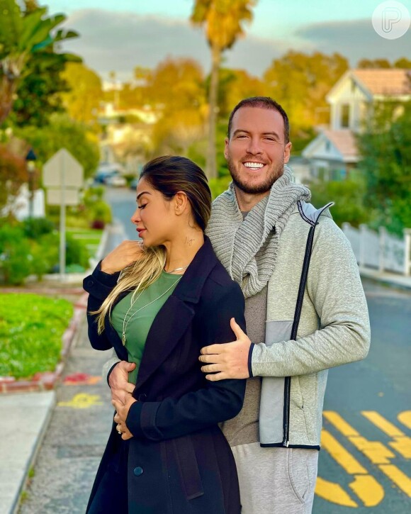 Maíra Cardi e Thiago Nigro negaram a gravidez após rumores tomarem conta da internet