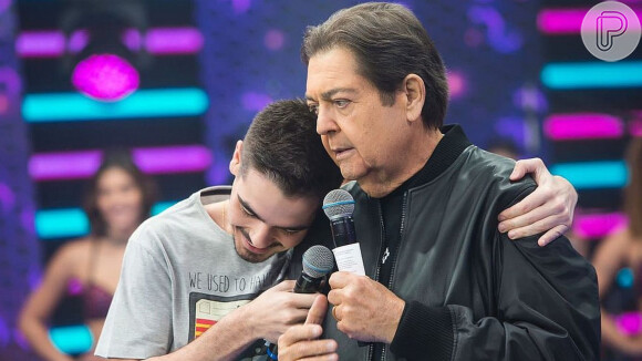 Após novo transplante, Faustão recebeu tocante homenagem do filho João Guilherme: 'Legado que está no coração do Brasil'