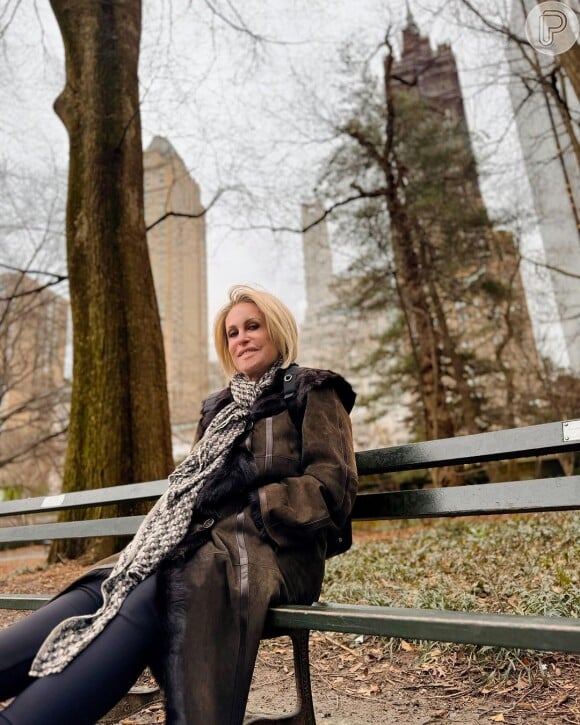 Ana Maria Braga publicou suas últimas fotos no Central Park, em Nova York