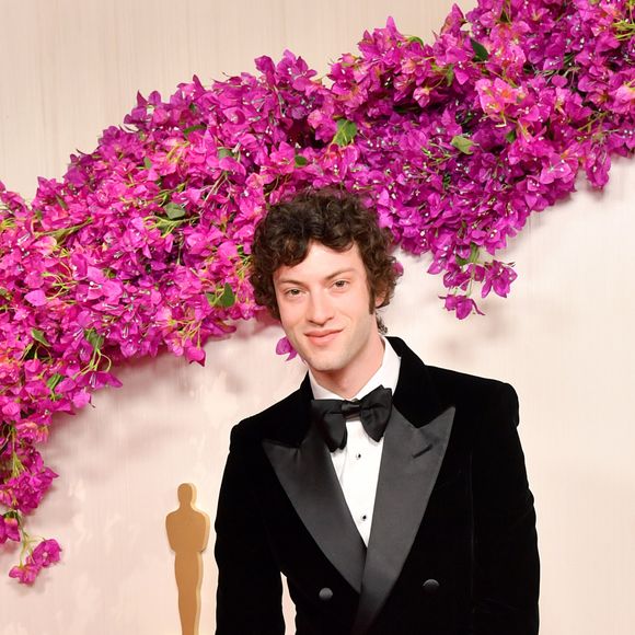 Oscar 2024: Dominic Sessa veste Tom Ford