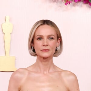 Oscar 2024: Carey Mulligan em Balenciaga