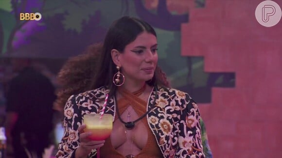 Fernanda fica sem calcinha em festa do 'BBB 24'
