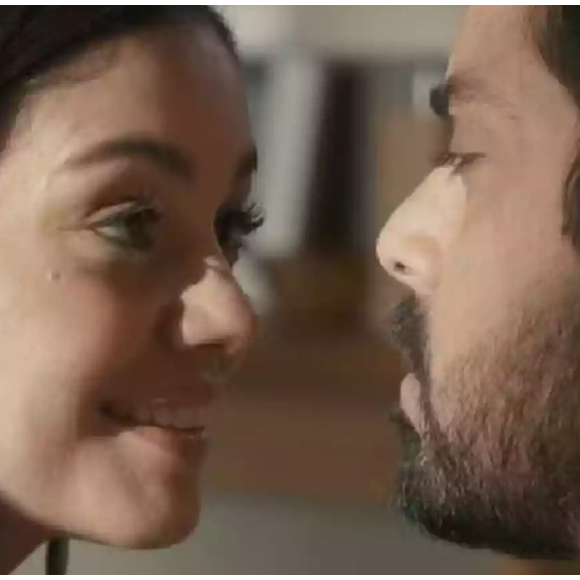 Em 'Renascer', Eliana (Sophie Charlotte) faz o diabo com Venâncio (Rodrigo Simas) na fazenda de Inocêncio (Marcos Palmeira)