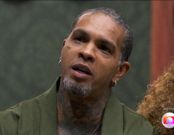 Rodriguinho ainda destacou que, embora se arrependa, se orgulha de sua trajetória no reality show