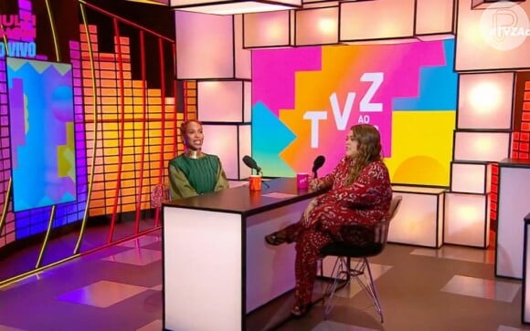 Karol Conká imita Beatriz Reis do 'BBB 24' para anunciar seu novo clipe no 'TVZ'