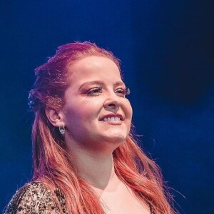 Mais magra, Maiara começou a ousar em suas escolhas e passou a ser vista cada vez mais com looks colados