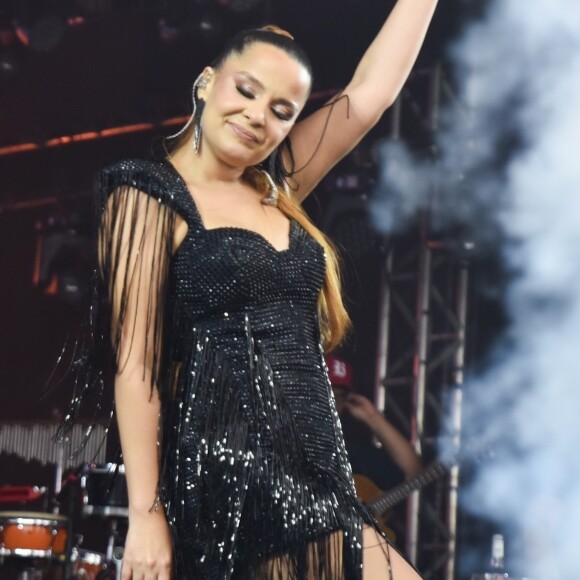 Bem mais magra, Maiara revelou recentemente ter lutado muito contra a balança