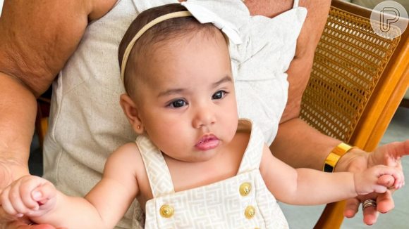 Filha de Neymar e Bruna Biancardi, Mavie passa por cirurgia aos 5 meses. Saiba o que aconteceu