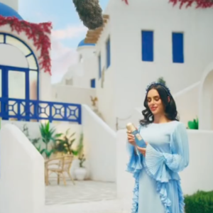 Bruna Biancardi gravou um comercial de perfume na Arábia Saudita