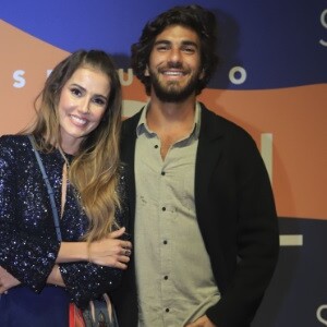 Deborah Secco indicou que o fim do casamento com Hugo Moura não teria relação com as suas polêmicas declarações a respeito da intimidade com o agora ex-marido