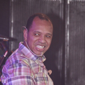 Anderson Leonardo passo a intergrar o grupo Molejo em 1980