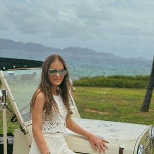 Rafaella Justus tem encantado com as escolhas de looks para a viagem