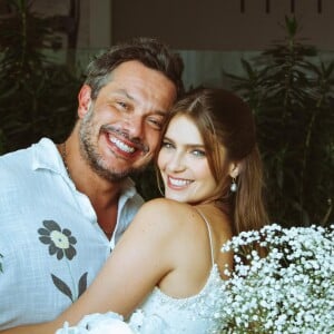 Isabella Santoni escolheu roupa de casamento civil apenas 3 dias antes da cerimônia