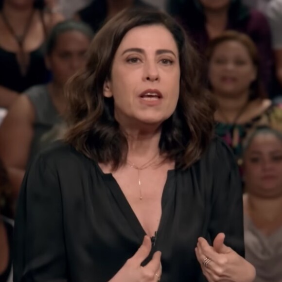 Fernanda Torres revelou que se sentia frustrada quando interpretou sua primeira protagonista em uma novela; o mau-humor nos bastidores era constante e ela se arrepende de como tratou Tony Ramos na ocasião
