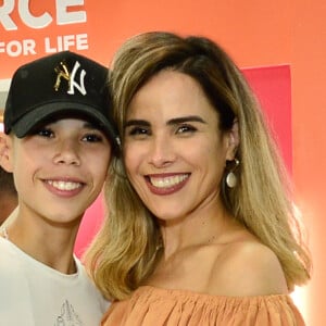 Wanessa Camargo e o filho José Marcus Buaiz estiveram na Feira Natural Tech no Expo Anhembi em São Paulo, nesta sexta-feira (14) 