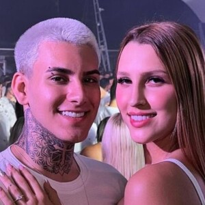 Arthur Urach, filho de Andressa Urach, responde questionamentos sobre sexualidade e assume ser metrossexual