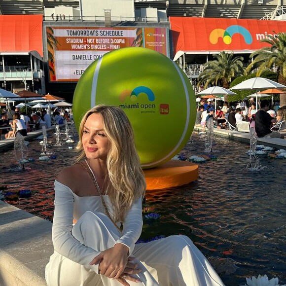 Eliana está oficialmente fora do SBT após o seu último programa na emissora, exibido no domingo (23)