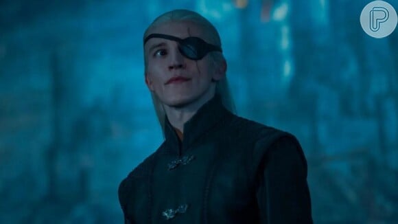 Ewan Mitchell, ator de Aemond Targaryen em 'House of The Dragon', não precisava fazer nu frontal, mas optou por fazer a cena totalmente pelado por causa de seu personagem