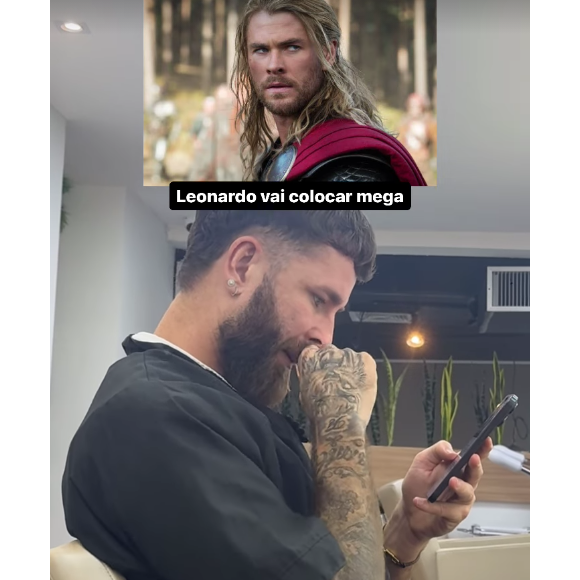 Karoline Lima ainda brincou dizendo que a inspiração de Léo Pereira tera sido o Thor, e que ele iria colocar mega hair