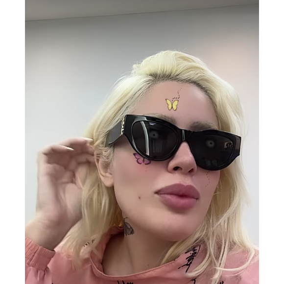 Além de Léo Pereira, Karoline Lima também passou por mudanças em seu cabelo e resolveu alongá-lo