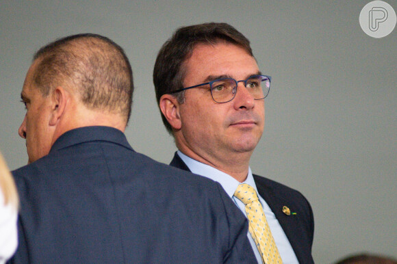 Flávio Bolsonaro entrou com uma queixa-crime na Justiça de São Paulo no dia 31 de janeiro deste ano, alegando ser vítima do crime de difamação