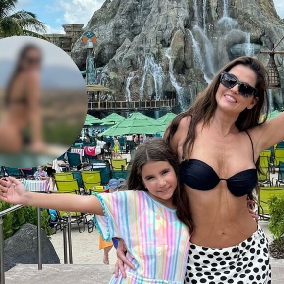 Deborah Secco posa de biquíni fio-dental mínimo em viagem com a filha após polêmica recente