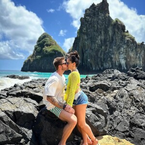 Juliette passou os últimos dias curtindo Fernando de Noronha ao lado do namorado crossfiteiro