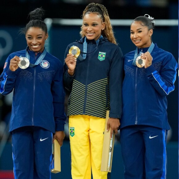 O que Simone Biles, Rebeca Andrade e Jordan Chiles tem em comum? Beyoncé marca vitória das medalhistas de solo das Olimpídas de Paris 2024