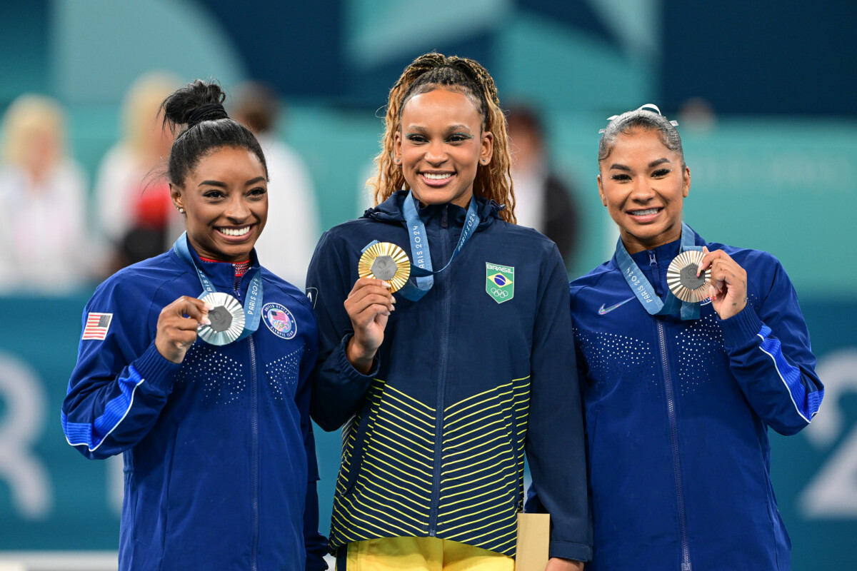 Foto Simone Biles, Rebeca Andrade e Jordan Chiles são as medalhistas