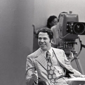 Silvio Santos em foto da década de 1970; apresentador de 93 anos está internado há duas semanas em hospital de SP, causando apreensão no SBT