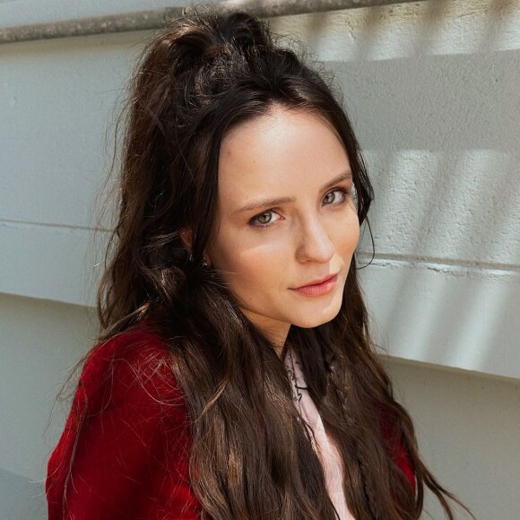 Larissa Manoela chegou para interpretar Filipa em nova temporada de 'De Volta aos 15'.