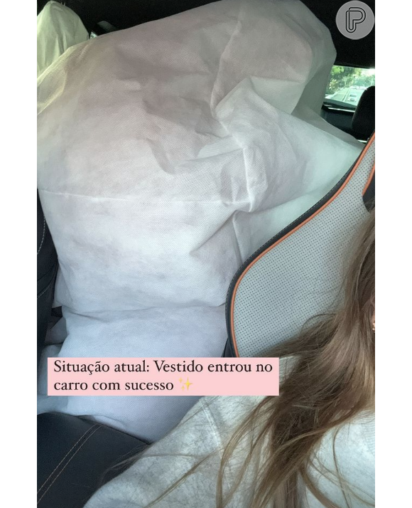 Por fim, a filha de Ticiane Pinheiro comemorou o fato do vestido ter conseguido ser transportado dentro do carro