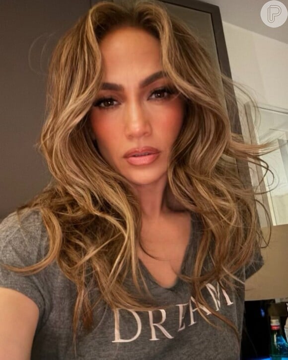 Jennifer Lopez apareceu pela primeira vez nas redes sociais depois do fim do seu casamento