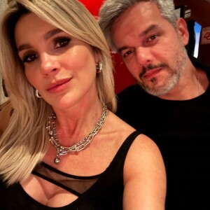 Otaviano Costa e Flávia Alessandra estão casados desde 2006 e tem uma filha, Giulia Martins