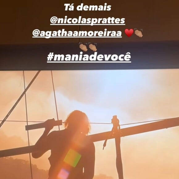 Sabrina também não ficou de fora dessa e comentou a respeito do beijão: ela fez questão de elogiar a novela, e marcou o noivo e Agatha nos stories, elogiando a performance: 'Tá demais!'.