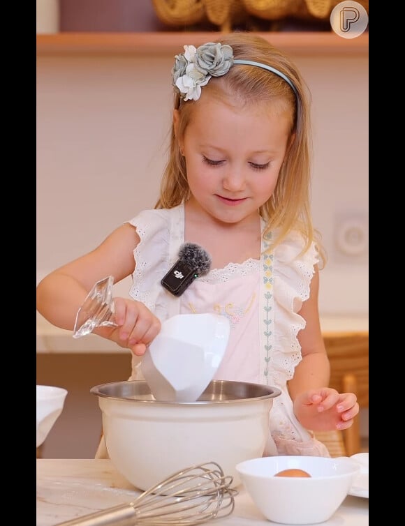 Filha caçula de Roberto Justus, Vicky tem alimentação sem excesso de doces, seguindo recomendações da OMS